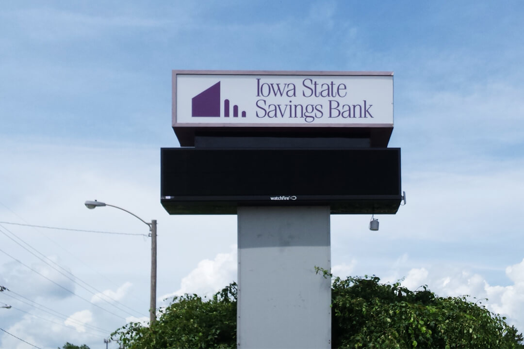 Banking\Financial Iowa State Savings Bank Pole